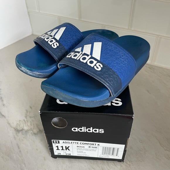 Adidas Adilette Comfort slides, size 11 - Picture 3 of 8